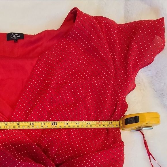 Tara Collection Dress, Size 44 - Picture 9 of 9